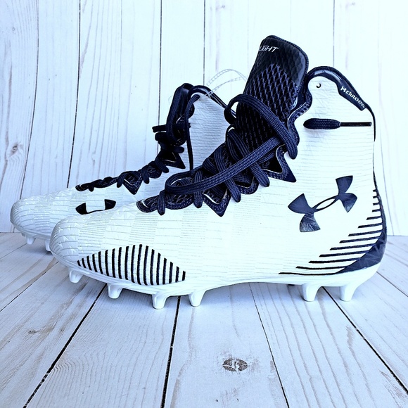 Under Armour Other - NEW Under Armour Highlight Football Cleats Men's 9